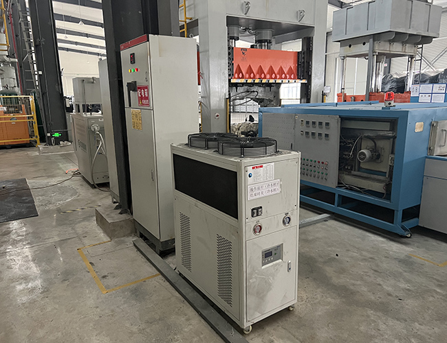 工業冷水機降溫慢是什么原因