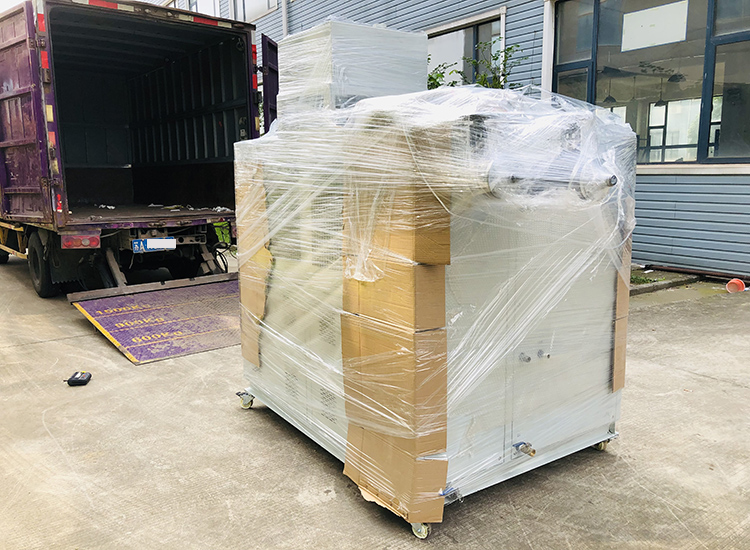 1臺定制冷熱一體機_發往廣東江門