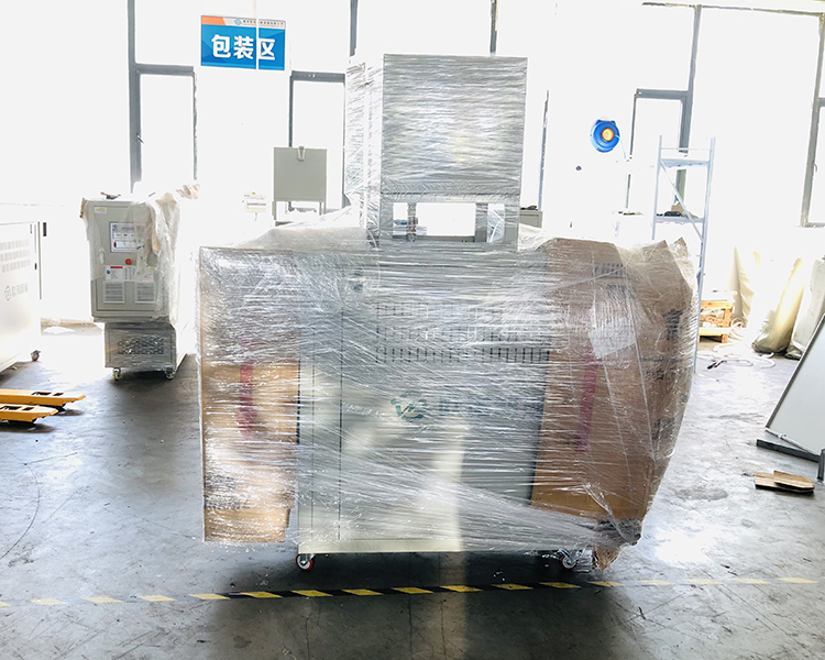1臺定制高溫油溫機廠家發貨_測試合格發往陜西咸陽