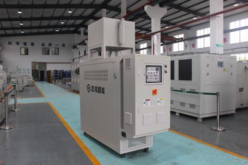 輥筒專用油溫機噴油怎么處理